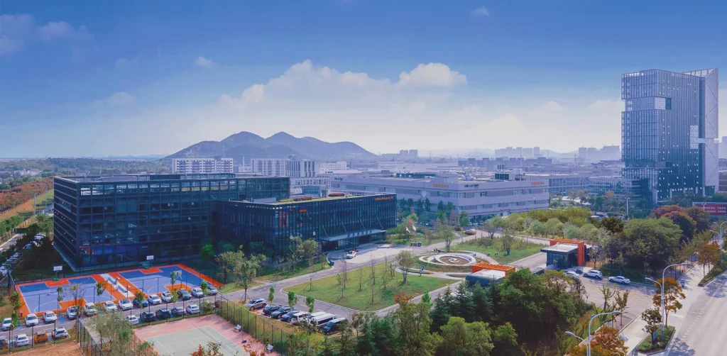 Nhà máy chuyên nghiệp